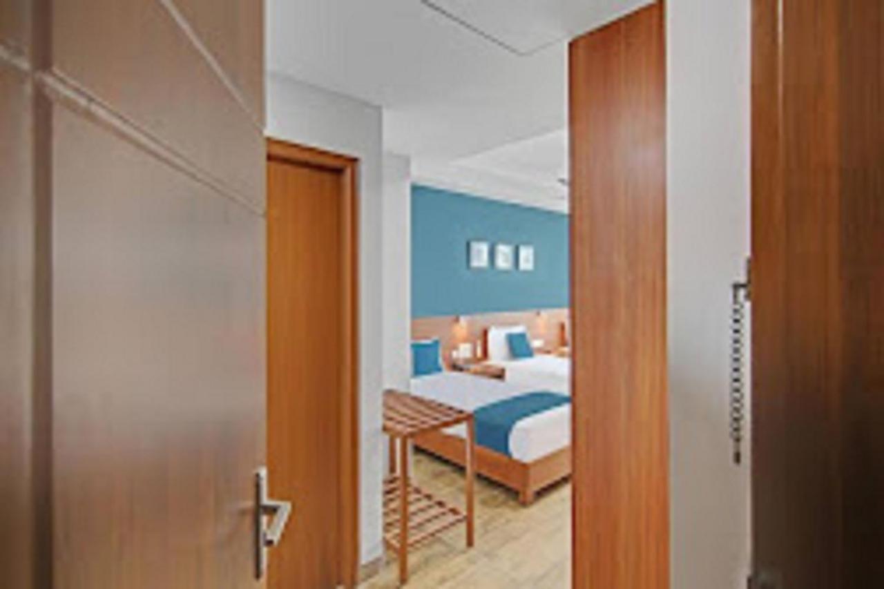 Dsquare Omr By K Hotels Csennai Kültér fotó